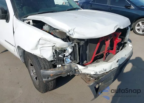 2007 Chevrolet Silverado 1500 Ls from USA, damaged, VIN 3GCEC13C77G549984